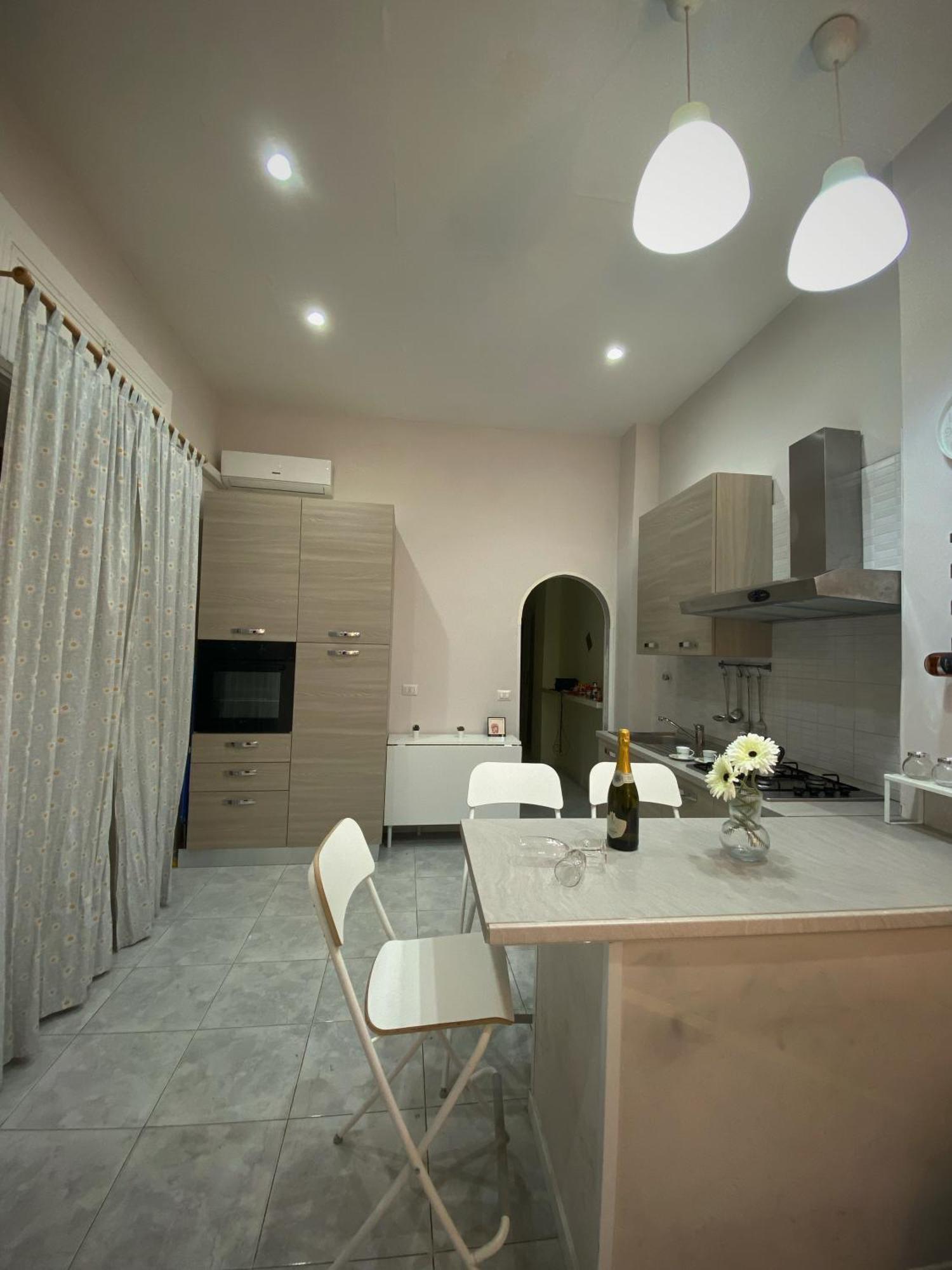 דירות La Casa Al Centro " Vicino Al Centro Storico Di Napoli" מראה חיצוני תמונה